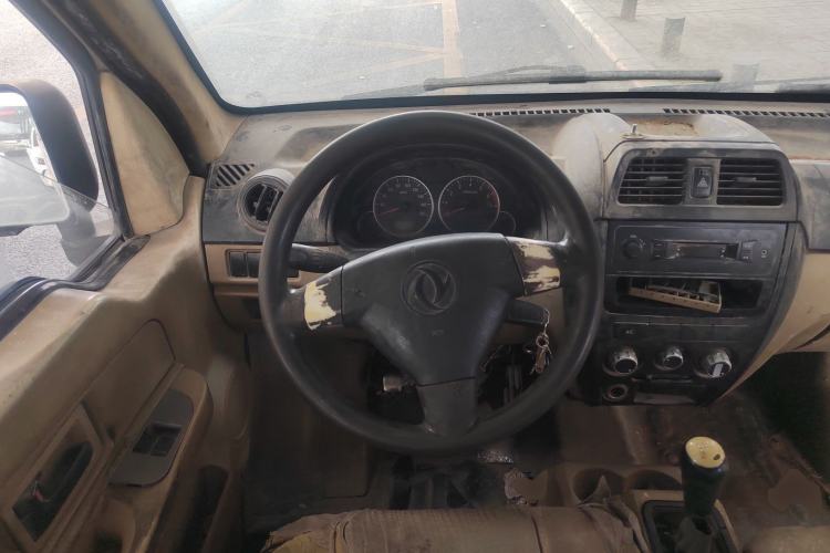 Used Dongfeng Xiaokang C37 2012 1.4L Standard Edition DK13-06 Steering Wheel