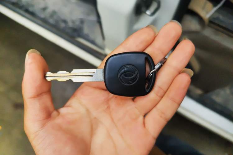 Used Dongfeng Xiaokang C37 2012 1.4L Entrepreneur II Type DK13-06 Vehicle Key