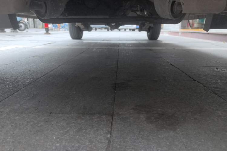 Used Dongfeng Xiaokang C37 2012 1.4L Comfort Version DK13-06 Chassis Front