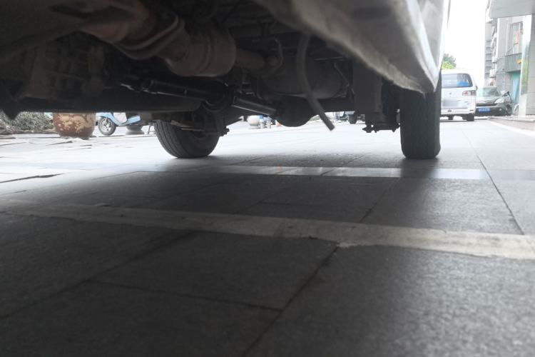 Used Dongfeng Xiaokang C37 2012 1.4L Comfort Version DK13-06 Chassis Front Left