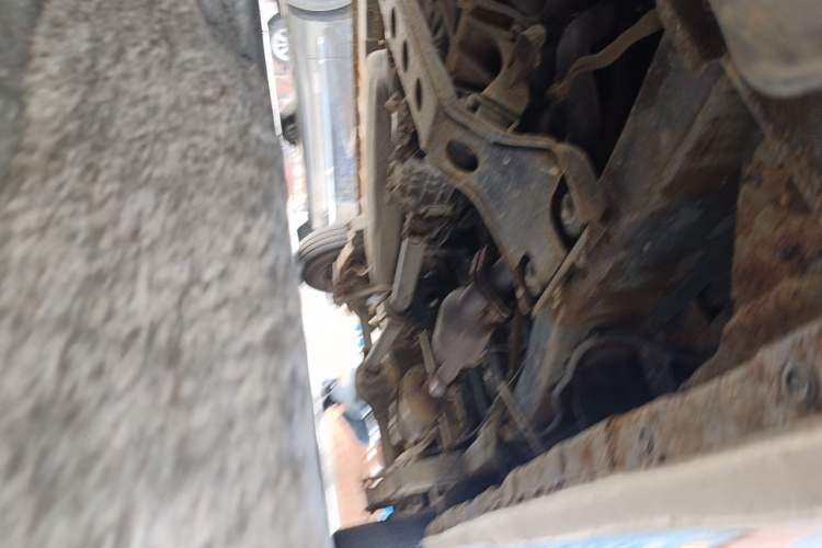 Used Dongfeng Xiaokang C37 2012 1.4L Comfort Version DK13-06 Chassis Front Left