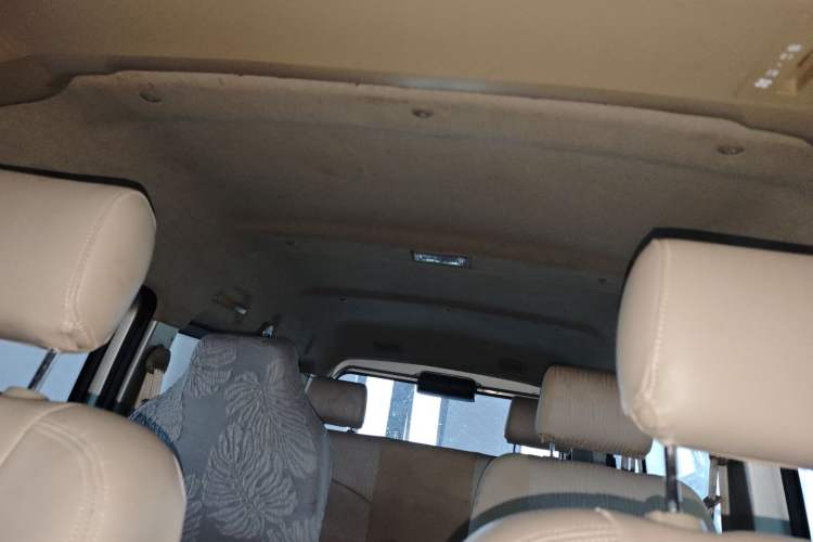 Used Dongfeng Xiaokang C37 2012 1.4L Standard Edition DK13-06 Headliner