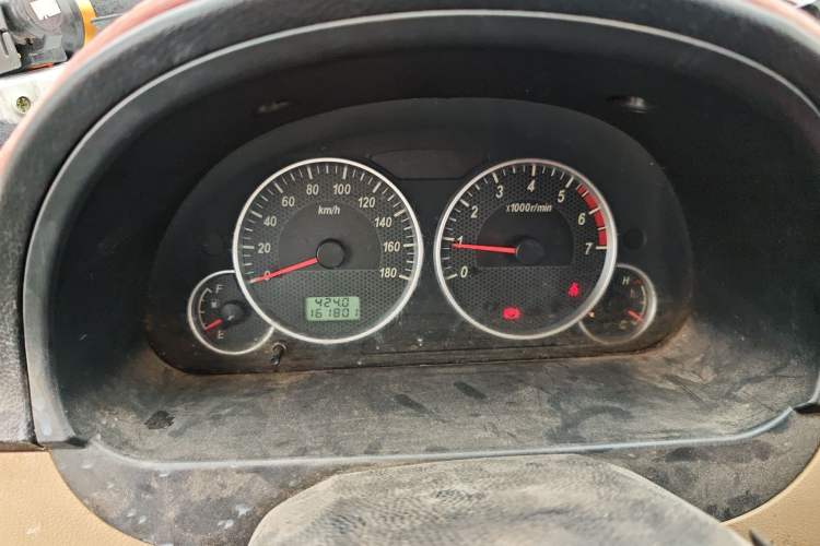 Used Dongfeng Xiaokang C37 2012 1.4L Comfort Version DK13-06 Instrument Cluster