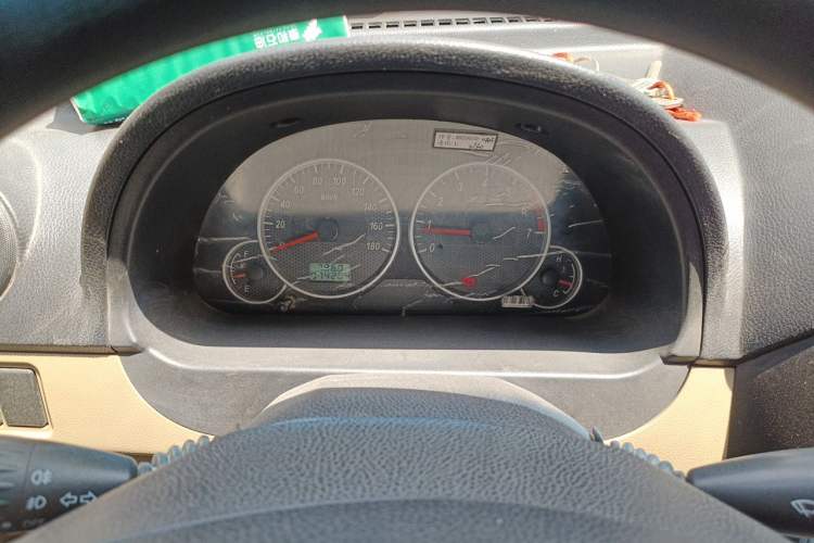 Used Dongfeng Xiaokang C37 2012 1.4L Comfort Version DK13-06 Instrument Cluster