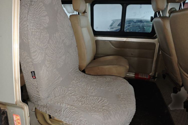 Used Dongfeng Xiaokang C37 2012 1.4L Standard Edition DK13-06 Left Rear Seat