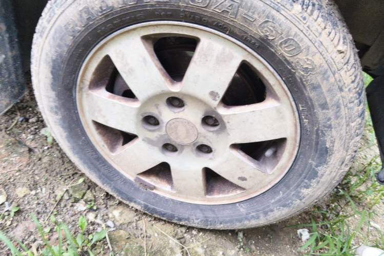 Used Dongfeng Xiaokang C37 2012 1.4L Entrepreneur II Type DK13-06 Right Front Wheel Hub