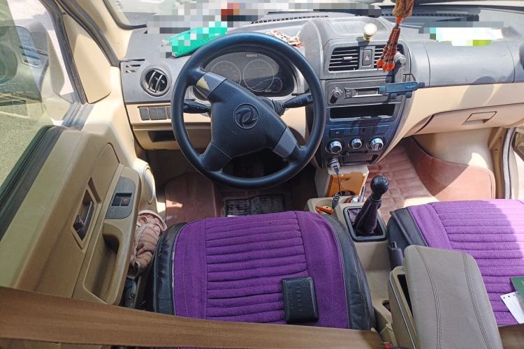 Used Dongfeng Xiaokang C37 2012 1.4L Comfort Version DK13-06 Steering Wheel