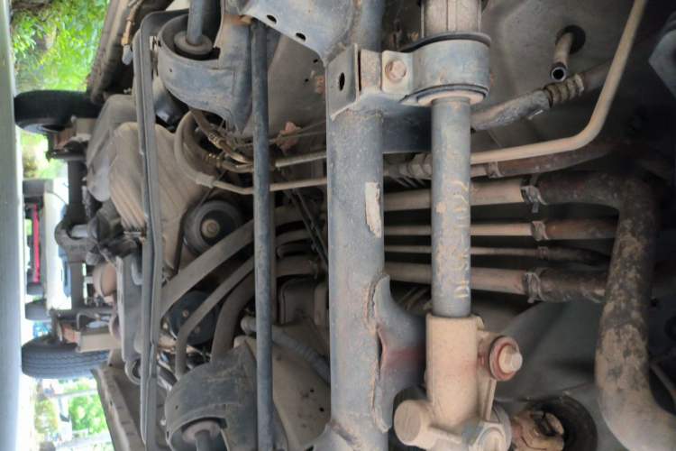 Used Dongfeng Xiaokang C37 2015 1.5L Standard II DK15-06 Chassis Front