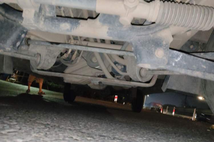 Used Dongfeng Xiaokang C37 2015 1.5L Standard II DK15-06 Chassis Front