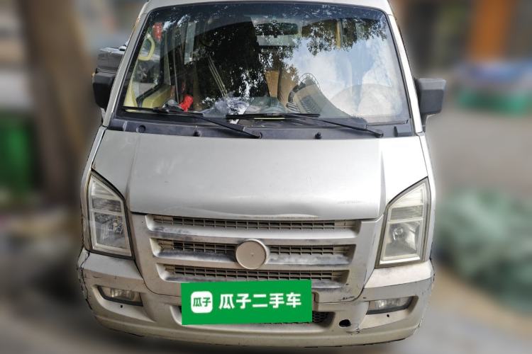 Used Dongfeng Xiaokang C37 2015 1.5L Standard II DK15-06 Front