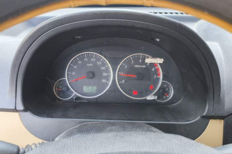 Used Dongfeng Xiaokang C37 2015 1.5L Standard II DK15-06 Instrument Cluster