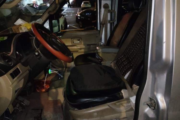 Used Dongfeng Xiaokang C37 2015 1.5L Standard II DK15-06 Left Front Seat