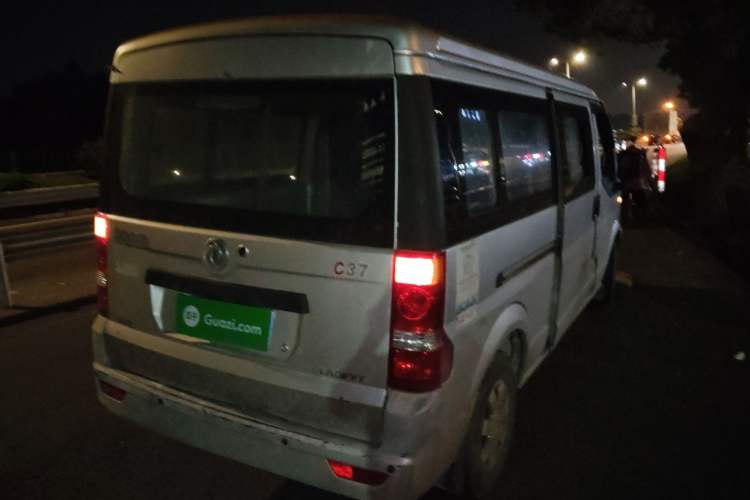 Used Dongfeng Xiaokang C37 2015 1.5L Standard II DK15-06 Rear Right 45 Deg