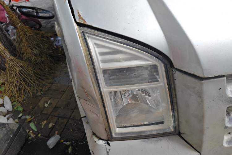 Used Dongfeng Xiaokang C37 2015 1.5L Standard II DK15-06 Right Front Headlight