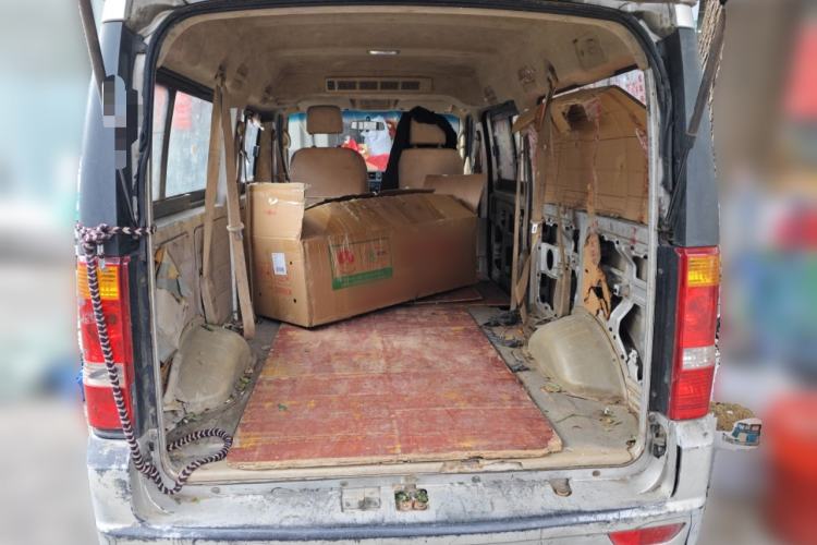 Used Dongfeng Xiaokang C37 2015 1.5L Standard II DK15-06 Trunk