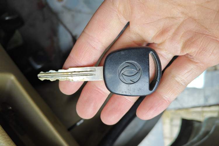 Used Dongfeng Xiaokang C37 2015 1.5L Standard II DK15-06 Vehicle Key