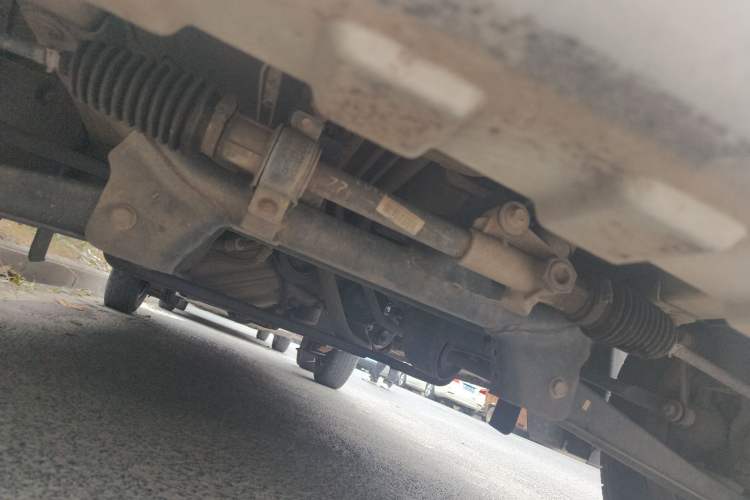 Used Dongfeng Xiaokang C37 2015 1.5L Standard II DK15-06 Chassis Front
