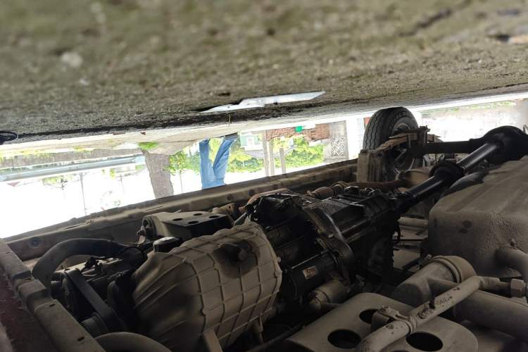 Used Dongfeng Xiaokang C37 2015 1.5L Standard II DK15-06 Chassis Front Right