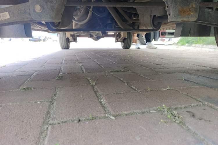 Used Dongfeng Xiaokang C37 2015 1.5L Standard II DK15-06 Chassis Front