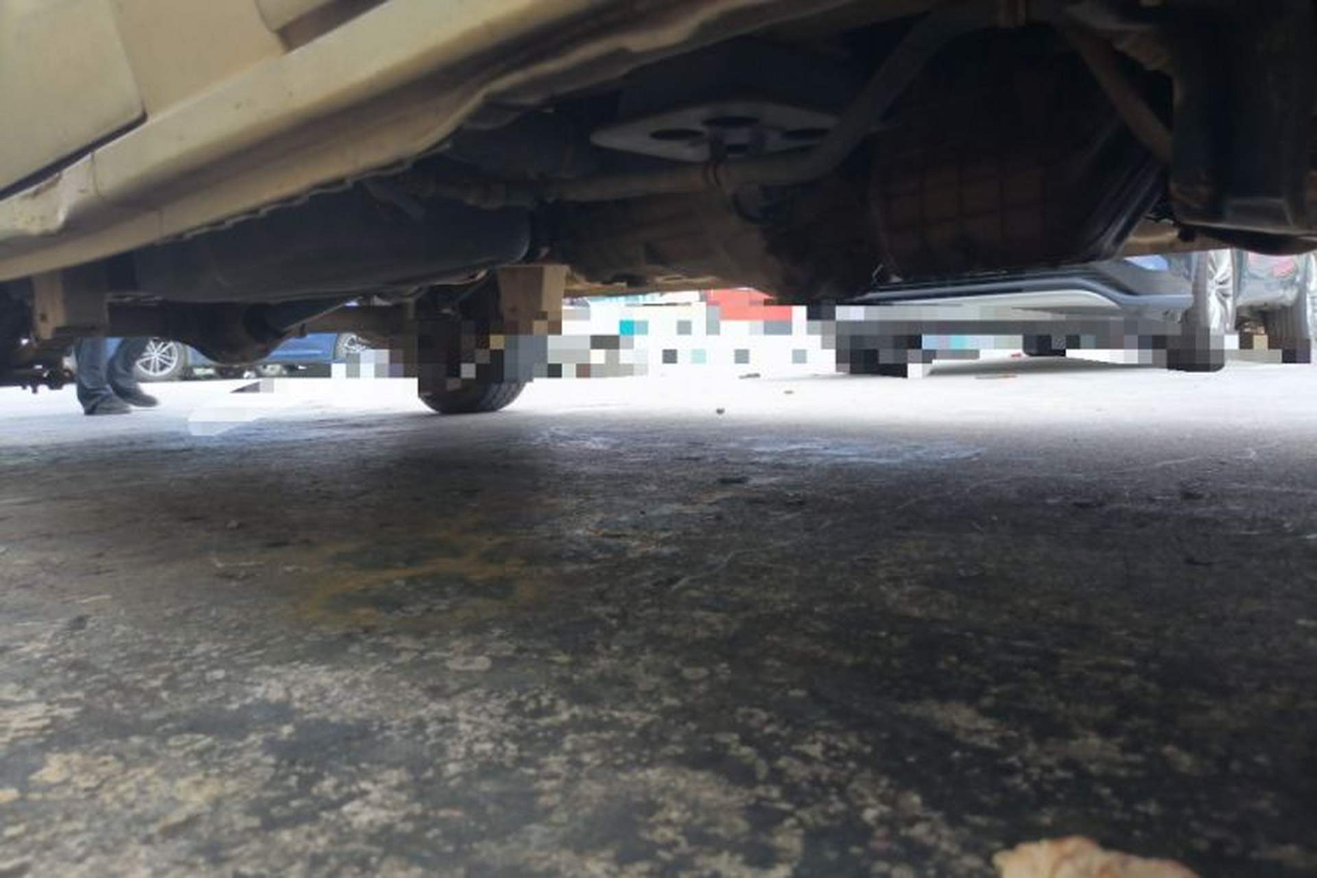 Used Dongfeng Xiaokang C37 2015 1.5L Standard II DK15-06 Chassis Front Right
