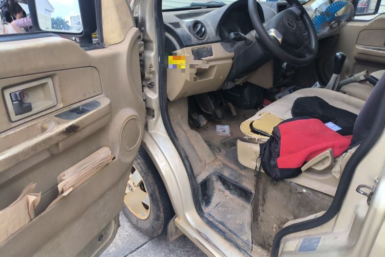 Used Dongfeng Xiaokang C37 2015 1.5L Standard II DK15-06 Driver Seat