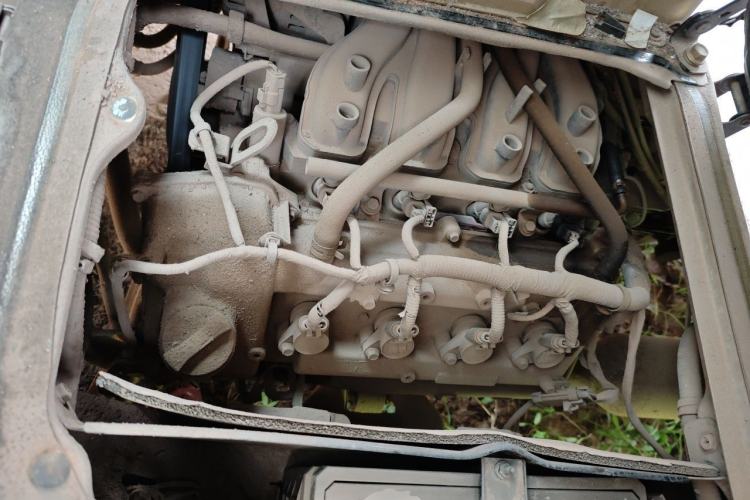 Used Dongfeng Xiaokang C37 2015 1.5L Standard II DK15-06 Engine Bay