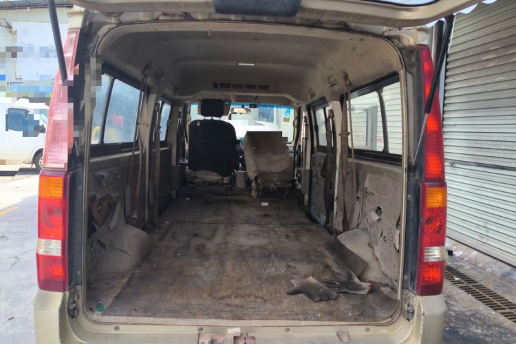 Used Dongfeng Xiaokang C37 2015 1.5L Standard II DK15-06 Trunk