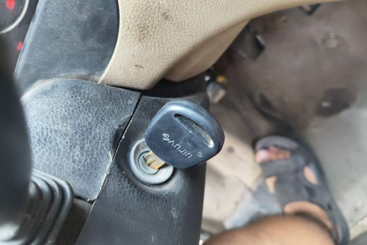 Used Dongfeng Xiaokang C37 2015 1.5L Standard II DK15-06 Vehicle Key