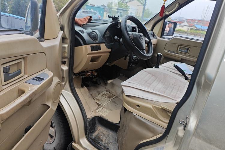 Used Dongfeng Xiaokang C37 2016 1.5L Standard II DK15-06 Driver Seat