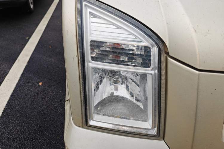 Used Dongfeng Xiaokang C37 2016 1.5L Standard II DK15-06 Right Front Headlight