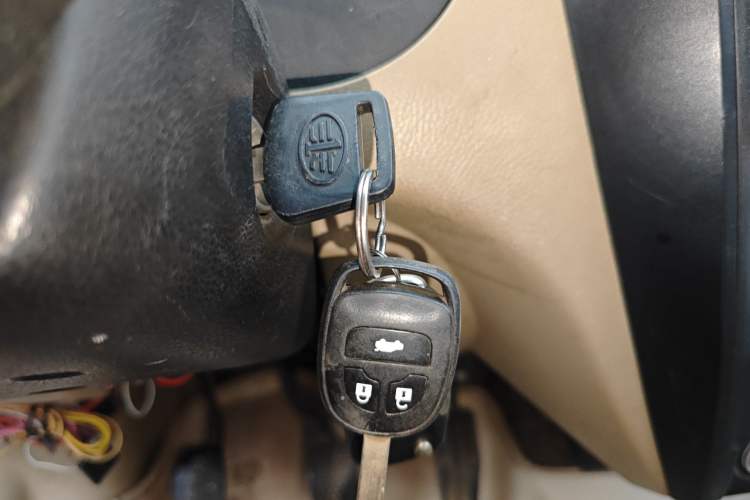 Used Dongfeng Xiaokang C37 2016 1.5L Standard II DK15-06 Vehicle Key