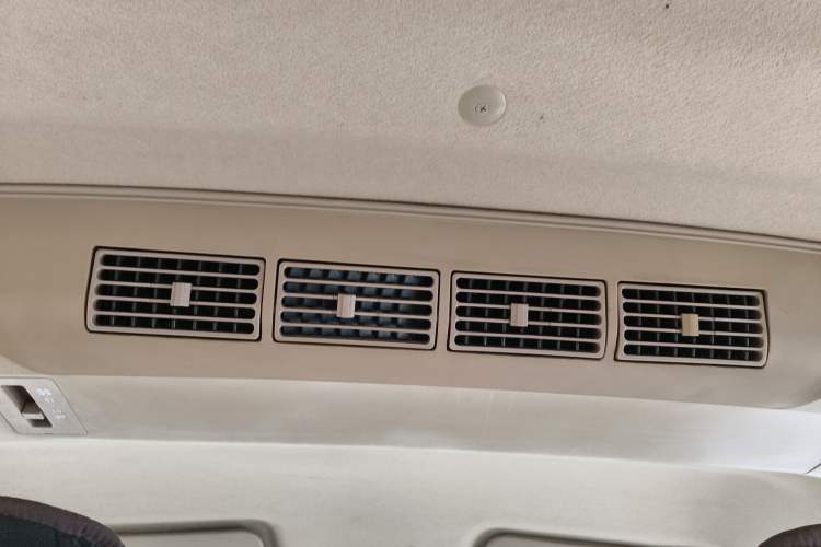 Used Dongfeng Xiaokang C37 2016 1.5L Standard II DK15-06 Headliner