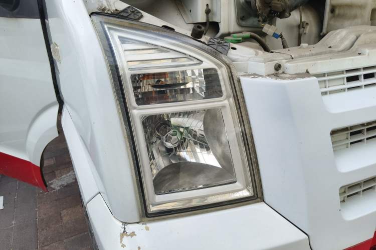Used Dongfeng Xiaokang C37 2016 1.5L Standard II DK15-06 Right Front Headlight