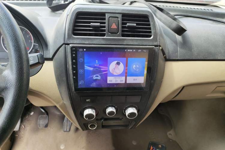 Used Dongfeng Xiaokang C37 2016 1.5L Standard II DK15-06 Audio And AC Panel