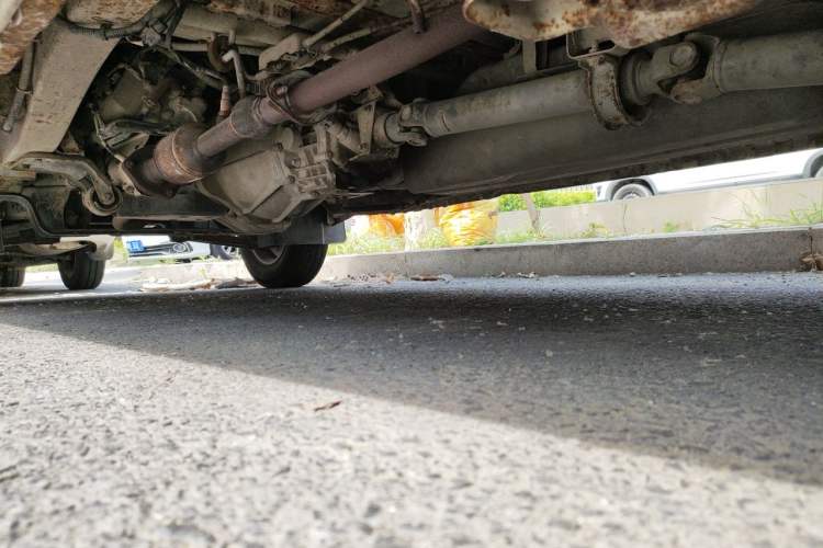 Used Dongfeng Xiaokang C37 2016 1.5L Standard II DK15-06 Chassis Rear Left