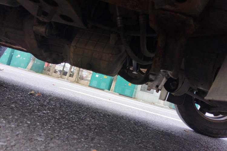 Used Dongfeng Xiaokang C37 2016 1.5L Standard II DK15-06 Chassis Front Right