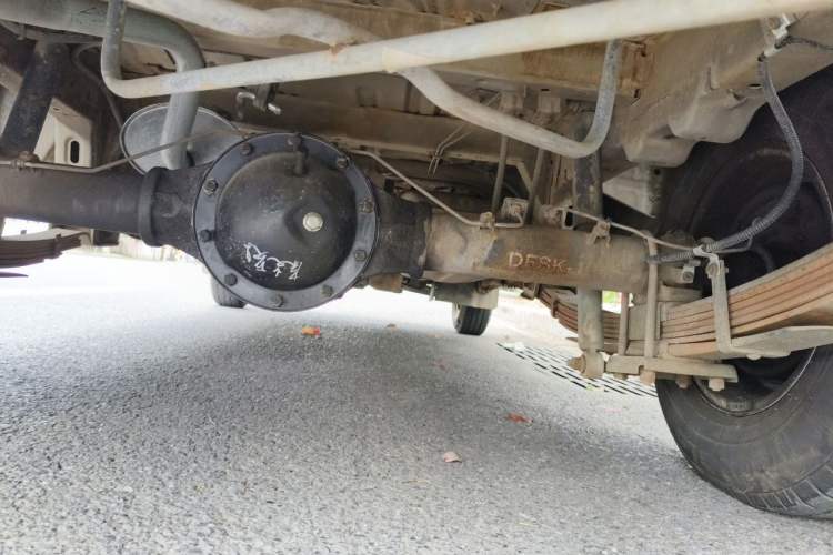 Used Dongfeng Xiaokang C37 2016 1.5L Standard II DK15-06 Chassis Rear