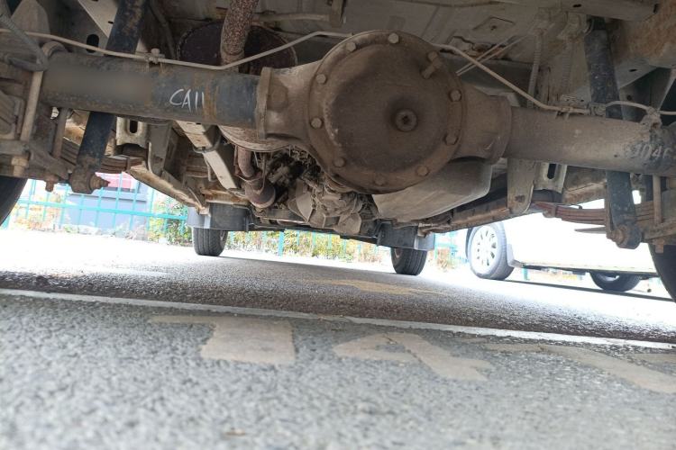 Used Dongfeng Xiaokang C37 2016 1.5L Standard II DK15-06 Chassis Rear