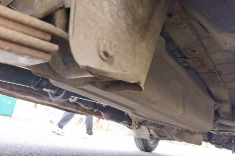 Used Dongfeng Xiaokang C37 2016 1.5L Standard II DK15-06 Chassis Rear Right