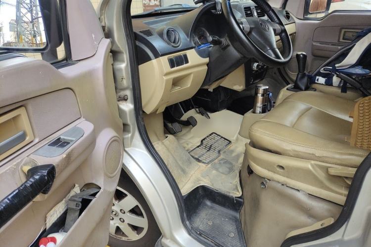Used Dongfeng Xiaokang C37 2016 1.5L Standard II DK15-06 Driver Seat