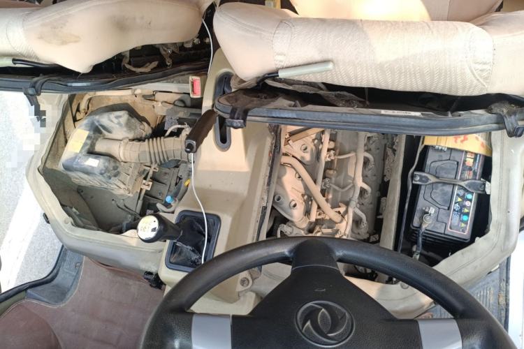 Used Dongfeng Xiaokang C37 2016 1.5L Standard II DK15-06 Engine Bay