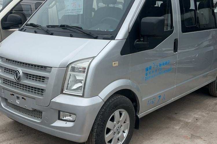 Used Dongfeng Xiaokang C37 2016 1.5L Standard II DK15-06 Exterior 5