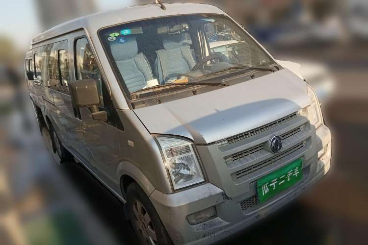 Used Dongfeng Xiaokang C37 2016 1.5L Standard II DK15-06 Front Right 45 Deg