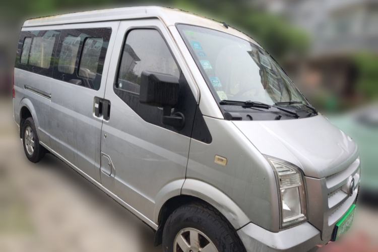 Used Dongfeng Xiaokang C37 2016 1.5L Standard II DK15-06 Front Right 45 Deg