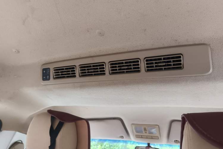 Used Dongfeng Xiaokang C37 2016 1.5L Standard II DK15-06 Headliner