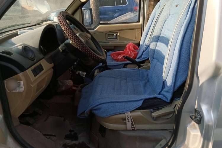 Used Dongfeng Xiaokang C37 2016 1.5L Standard II DK15-06 Left Front Seat