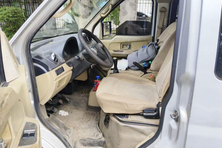 Used Dongfeng Xiaokang C37 2016 1.5L Standard II DK15-06 Left Front Seat