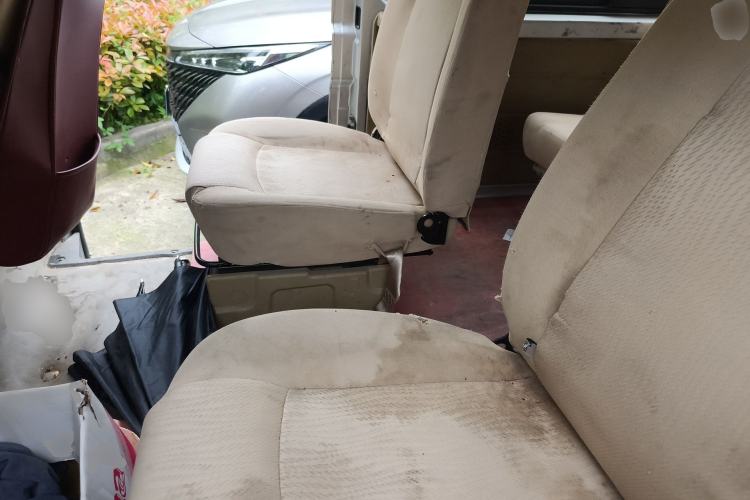 Used Dongfeng Xiaokang C37 2016 1.5L Standard II DK15-06 Left Rear Seat