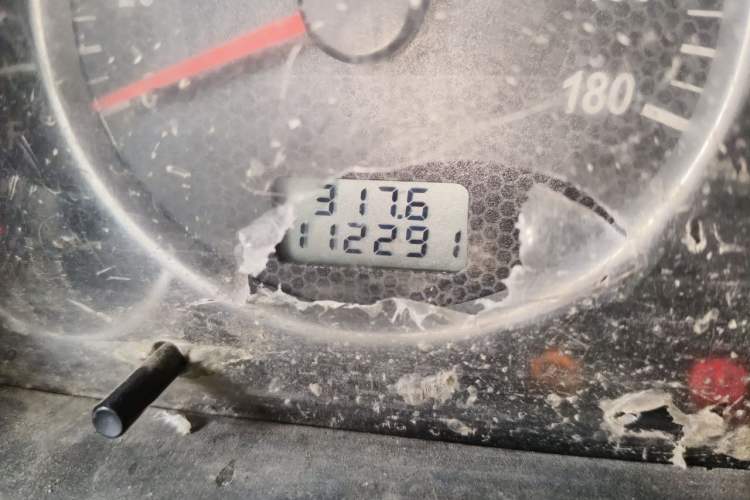 Used Dongfeng Xiaokang C37 2016 1.5L Standard II DK15-06 Odometer Close Up
