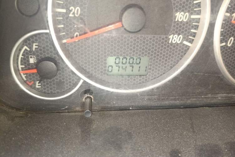 Used Dongfeng Xiaokang C37 2016 1.5L Standard II DK15-06 Odometer Close Up
